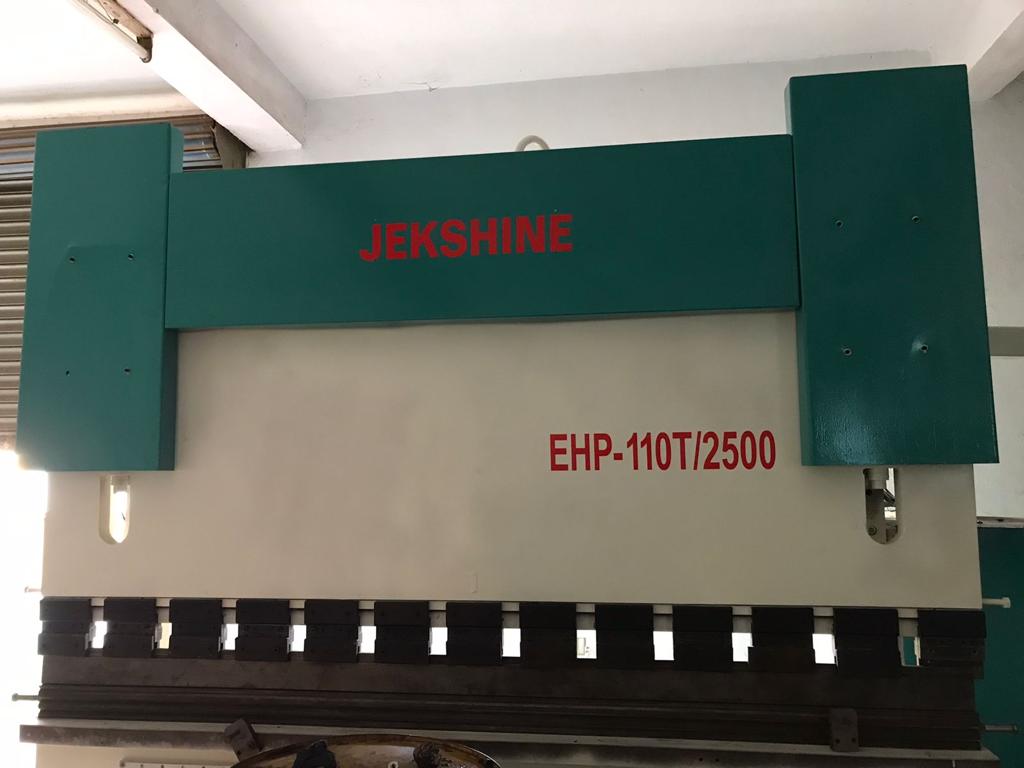 Used Jekshine CNC Press Brake 2009 EHP 110 T